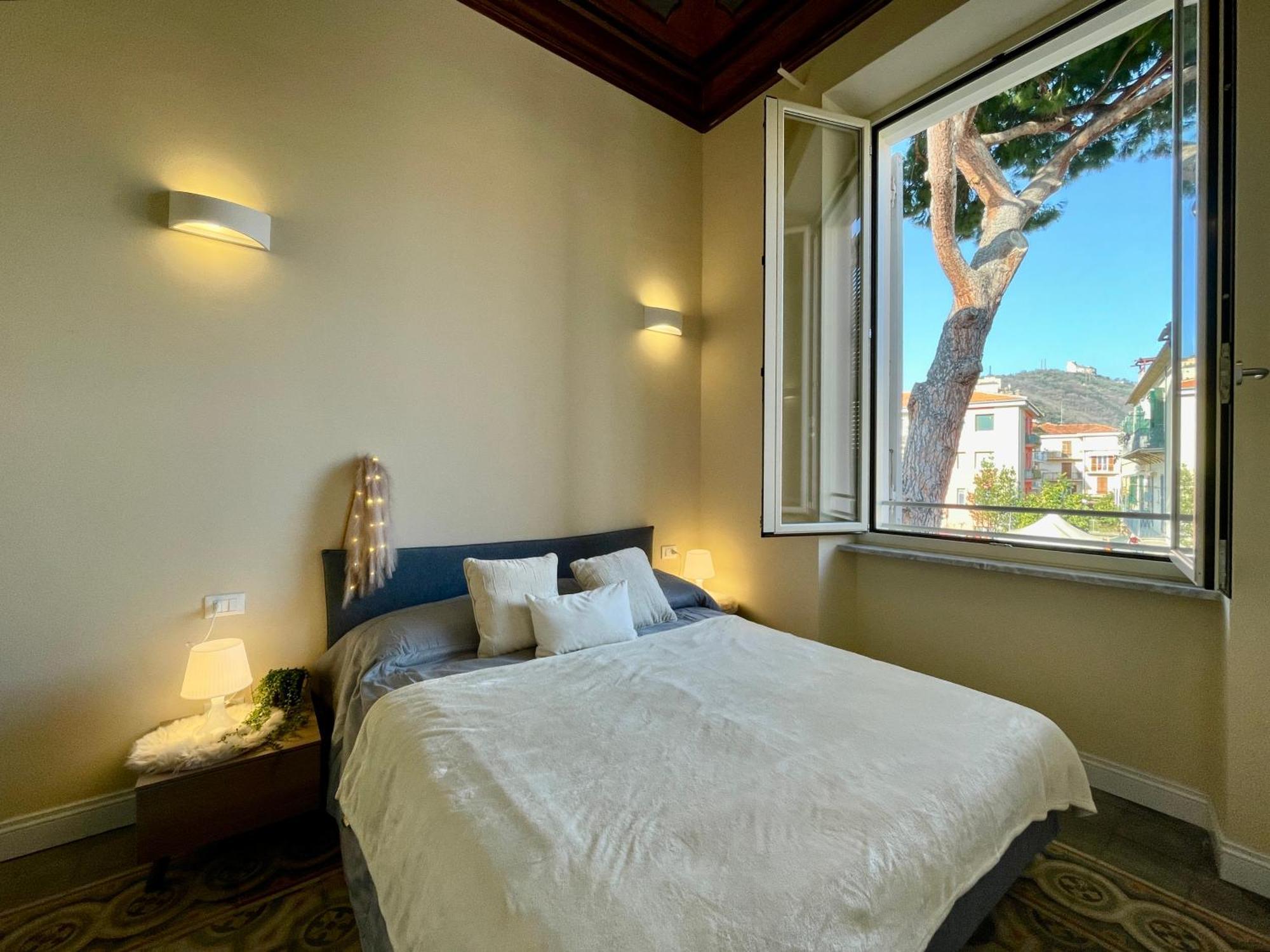 Villa Migliorini Lusso & Comfort In Finalborgo. Finale Ligure Exterior photo